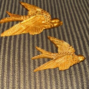 Vintage gold birds 8” & 5” resin hanging wall art pieces
